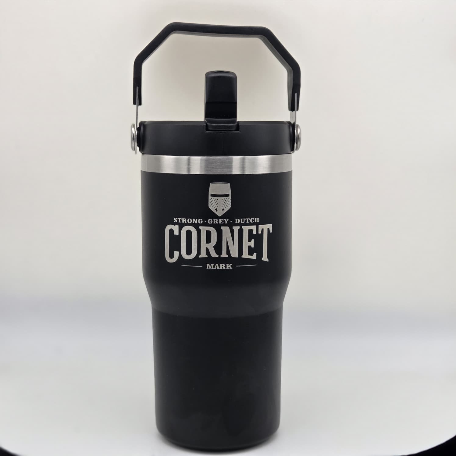 Gepersonaliseerde tumbler ontwerpen en bestellen bij Cuply
